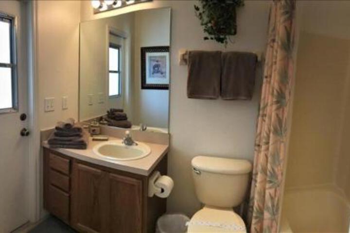 38 Knollwood House - thumb 2