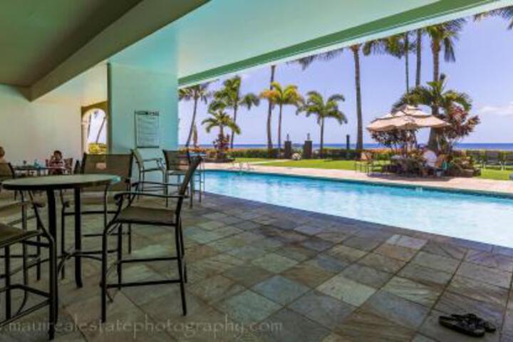 423 Lahaina Shores Oceanfront Studio - thumb 6