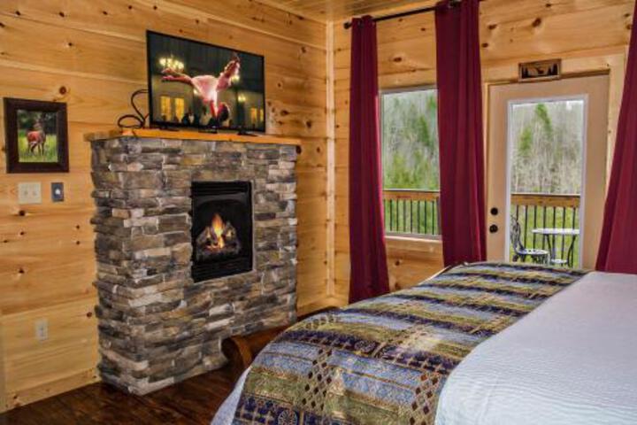 Sycamore Mansion Cabin - thumb 5