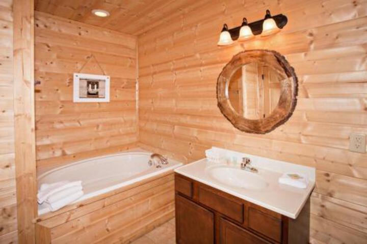 A Cabin To Remember - thumb 2