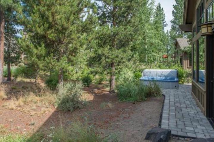 30 Caldera Cabin - thumb 0
