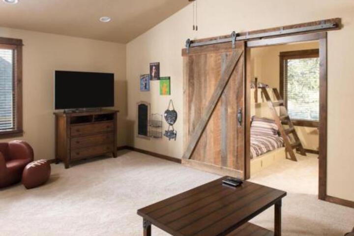 16 Caldera Cabin - thumb 6