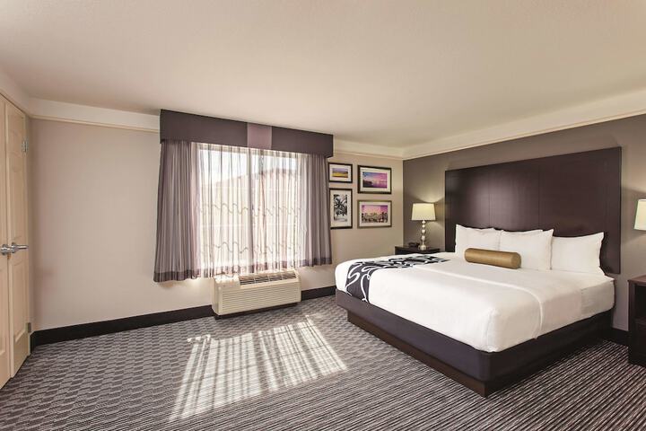 La Quinta Inn & Suites By Wyndham Santa Clarita - Valencia - thumb 7