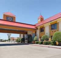 Red Roof Inn Plus Dallas - Addison - Accommodation Philadelphia