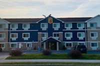 Super 8 by Wyndham Racine