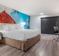Clarion Pointe Fresno near Yosemite - Accommodation Philadelphia