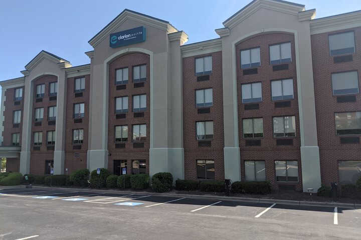 Clarion Pointe Greensboro Airport - thumb 2