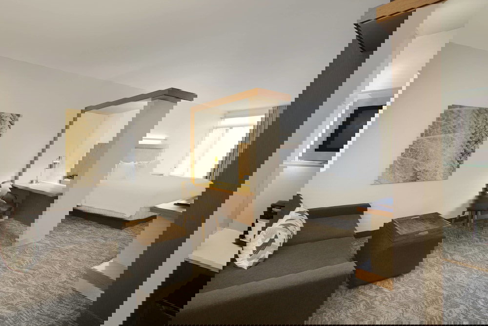 Springhill Suites Marriott Airport - thumb 6