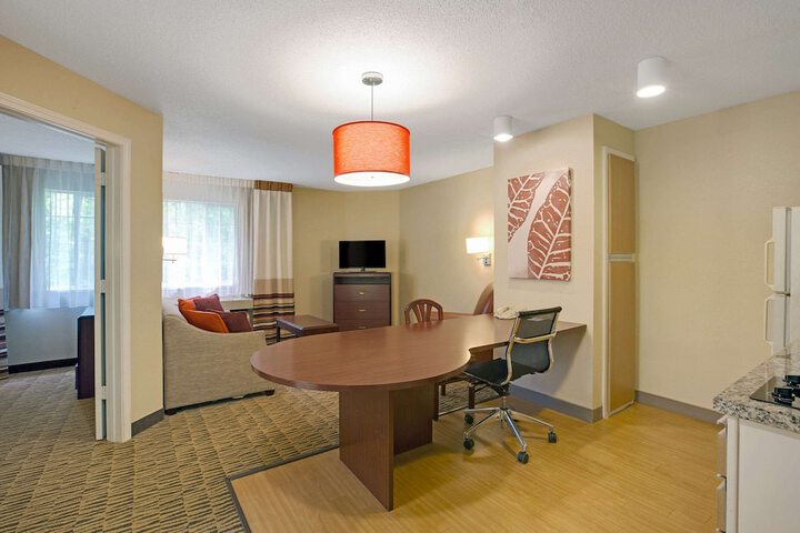 MainStay Suites Charlotte - Executive Park - thumb 7