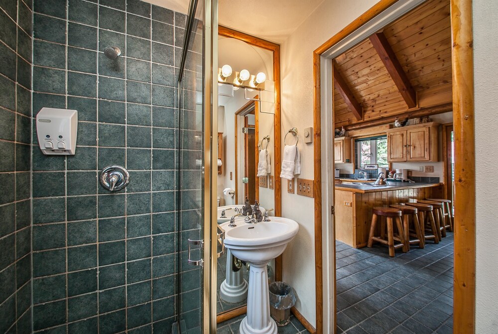 Brundage Bungalows - thumb 3