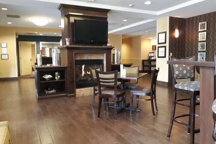 Hampton Inn Dandridge - thumb 3