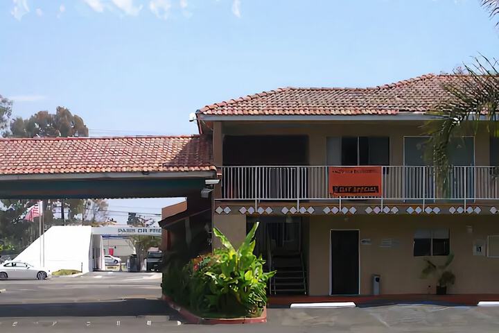 Civic Center Inn Santa Ana - thumb 1