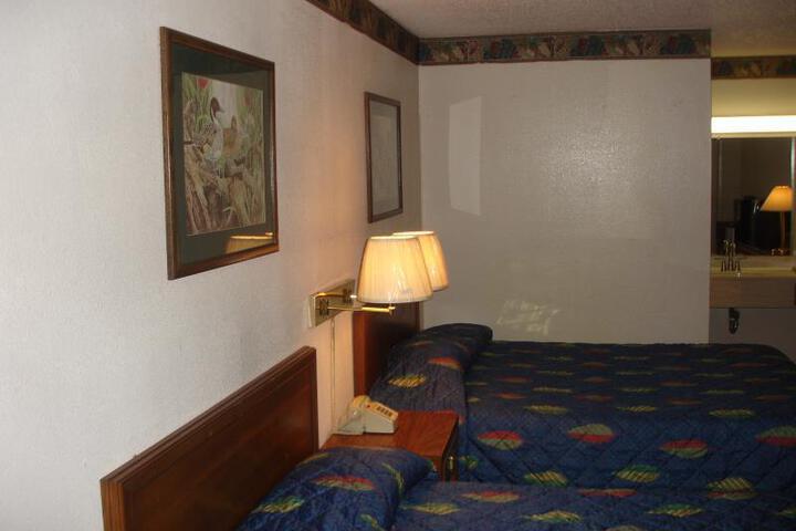 Value Lodge Brownwood - thumb 6