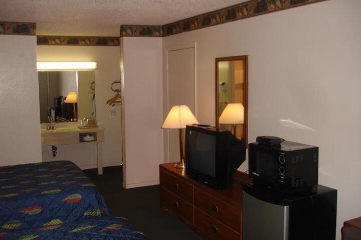 Value Lodge Brownwood - thumb 7