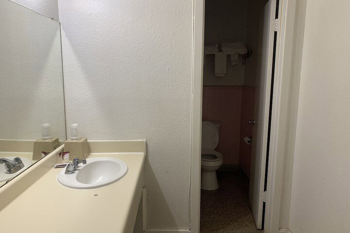 La Vista Inn - thumb 3