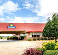 Days Inn by Wyndham Batesville - Accommodation Philadelphia