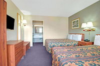 Knights Inn Wheeling