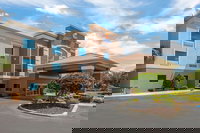 Comfort Inn  Suites Wildwood - The Villages