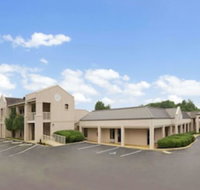 Days Inn by Wyndham Alexander City - Accommodation Philadelphia