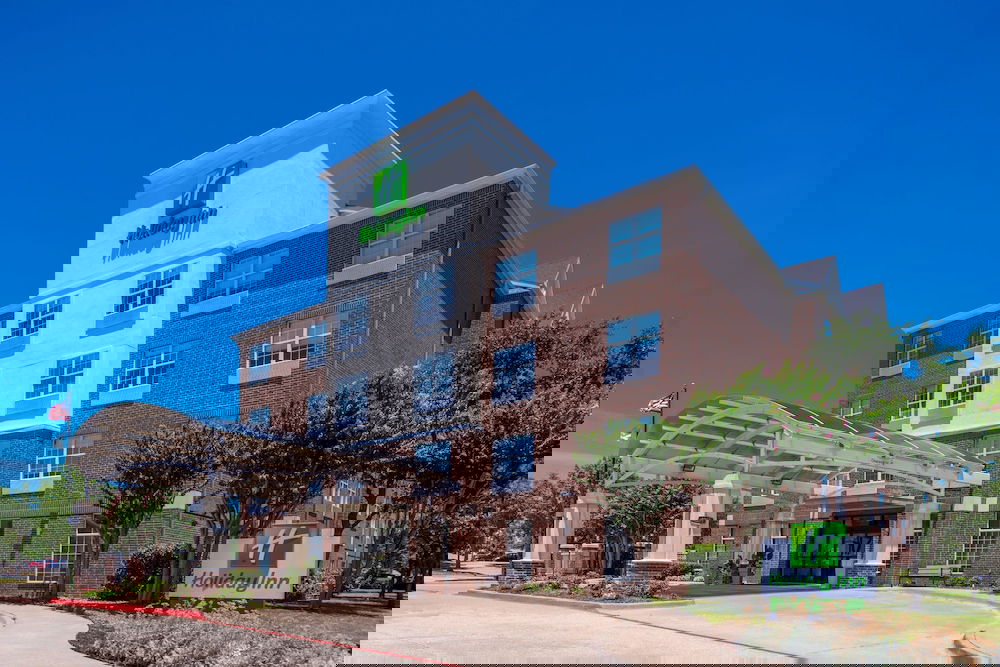 Holiday Inn & Suites Dallas-Addison, An IHG Hotel - thumb 0