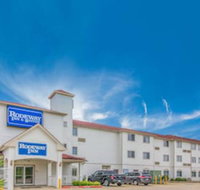 Rodeway Inn  Suites - Accommodation Philadelphia