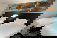 Days Inn by Wyndham Calhoun GA I-75 and US-41