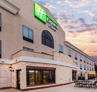 Holiday Inn Express  Suites Floresville an IHG Hotel - Accommodation Philadelphia