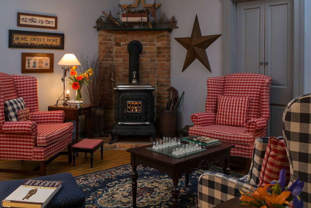 1825 Inn Bed And Breakfast - thumb 4