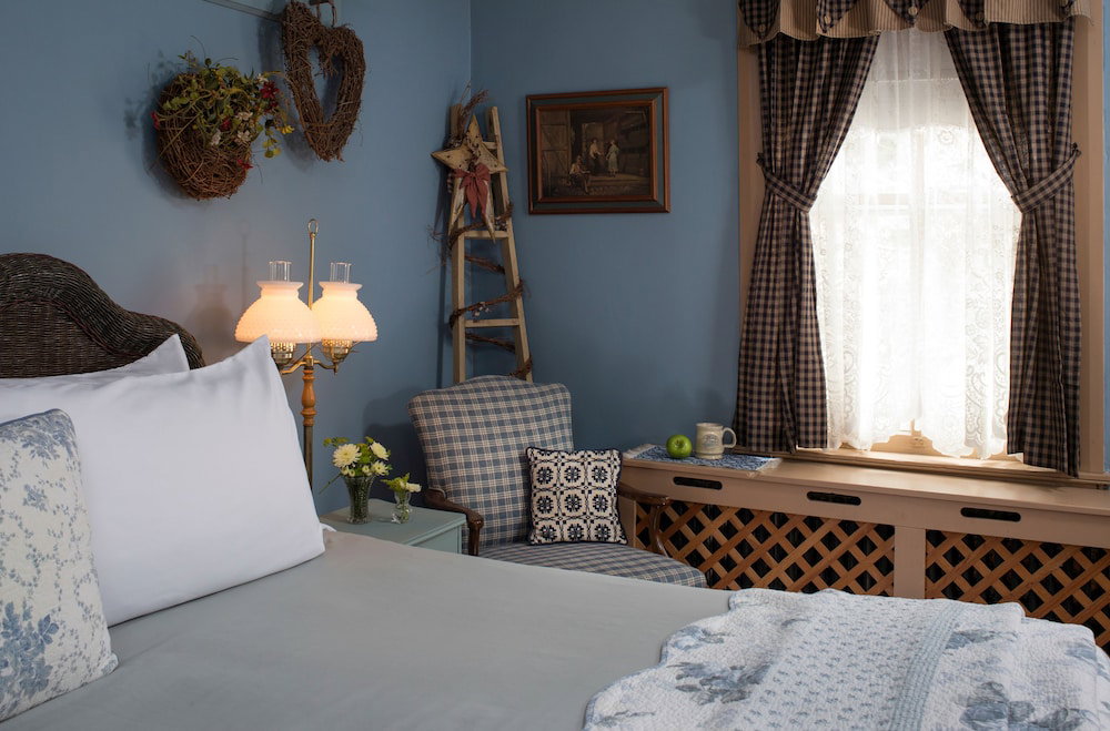 1825 Inn Bed And Breakfast - thumb 6
