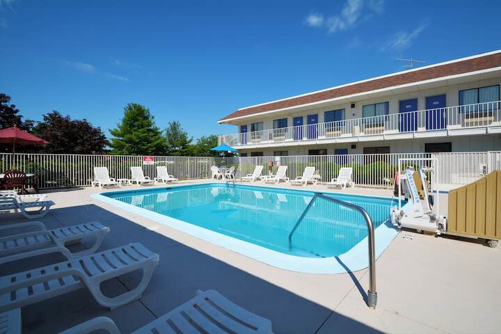 Motel 6 Windsor Locks, CT - Hartford - thumb 5