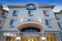 Days Inn  Suites by Wyndham Altoona