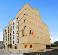 Super 8 by Wyndham Bronx - Accommodation Philadelphia