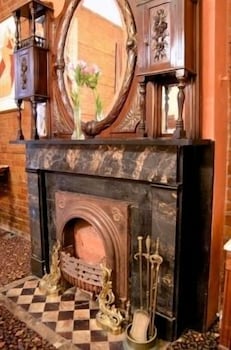 Lafitte Hotel & Bar - thumb 4
