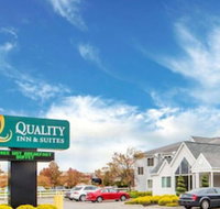 Quality Inn  Suites North/Polaris - Accommodation Philadelphia