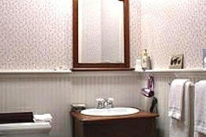 Lackawanna Bed & Breakfast - thumb 0