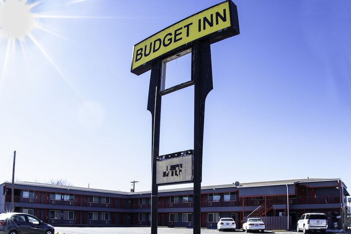 Budget Inn - thumb 2