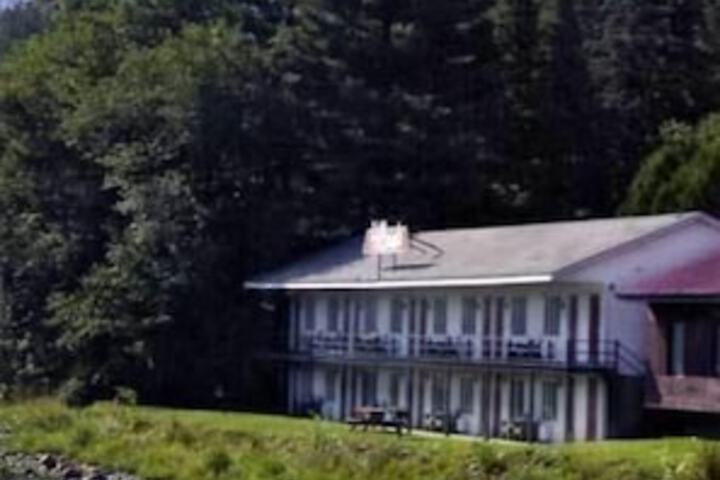 Hillwinds Lodge - thumb 1