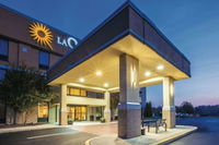 La Quinta Inn  Suites by Wyndham Mechanicsburg - Harrisburg