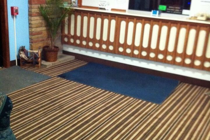 Budget Inn Of America - thumb 2