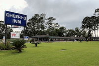 Cheerio Inn - Glennville