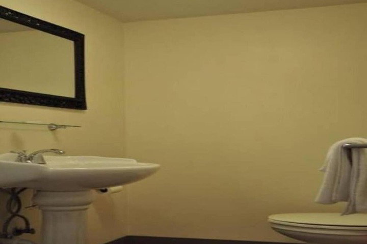 Countryside Motel - thumb 5