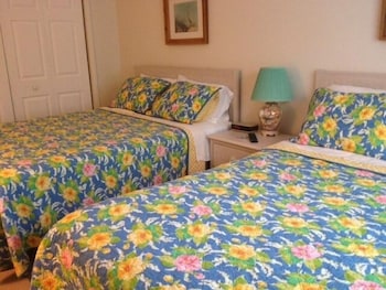 Coconuts Beach Resort - thumb 3