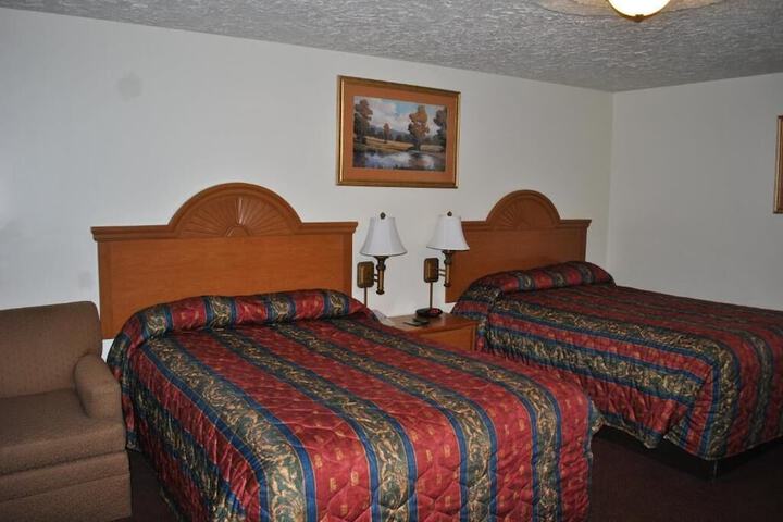 Turnpike Motel - thumb 6