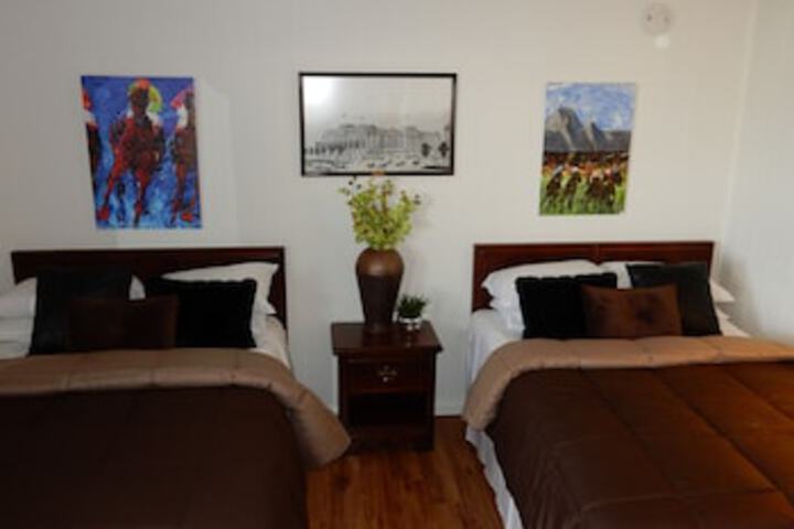 South Broadway Inn & Spa - thumb 0