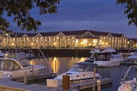 Doubletree by Hilton Hotel Racine Harbourwalk