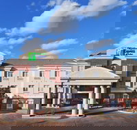 Holiday Inn Express And Suites an IHG Hotel - Accommodation Philadelphia