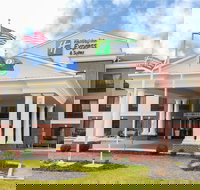 Holiday Inn Express  Suites Ashland an IHG Hotel - Accommodation Philadelphia