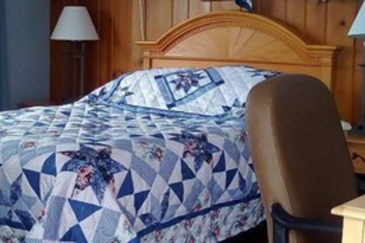 Hills Motor Court & Marina - thumb 7