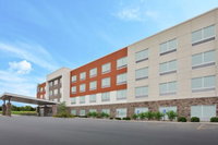Holiday Inn Express  Suites Parkersburg East an IHG Hotel