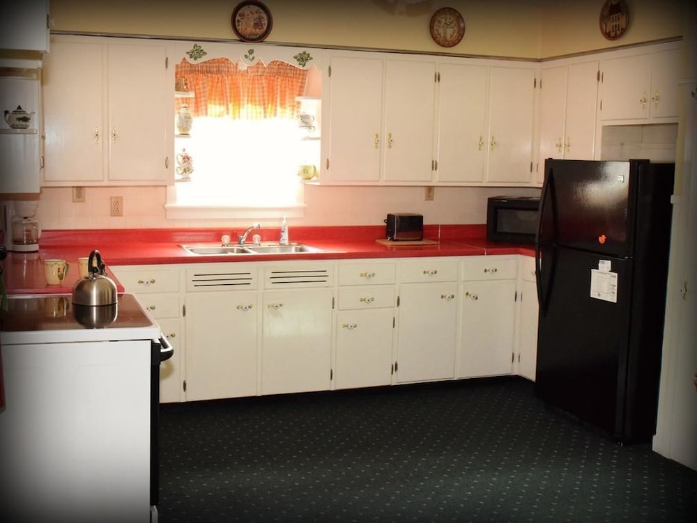 Beagle's Bed & Breakfast - thumb 5